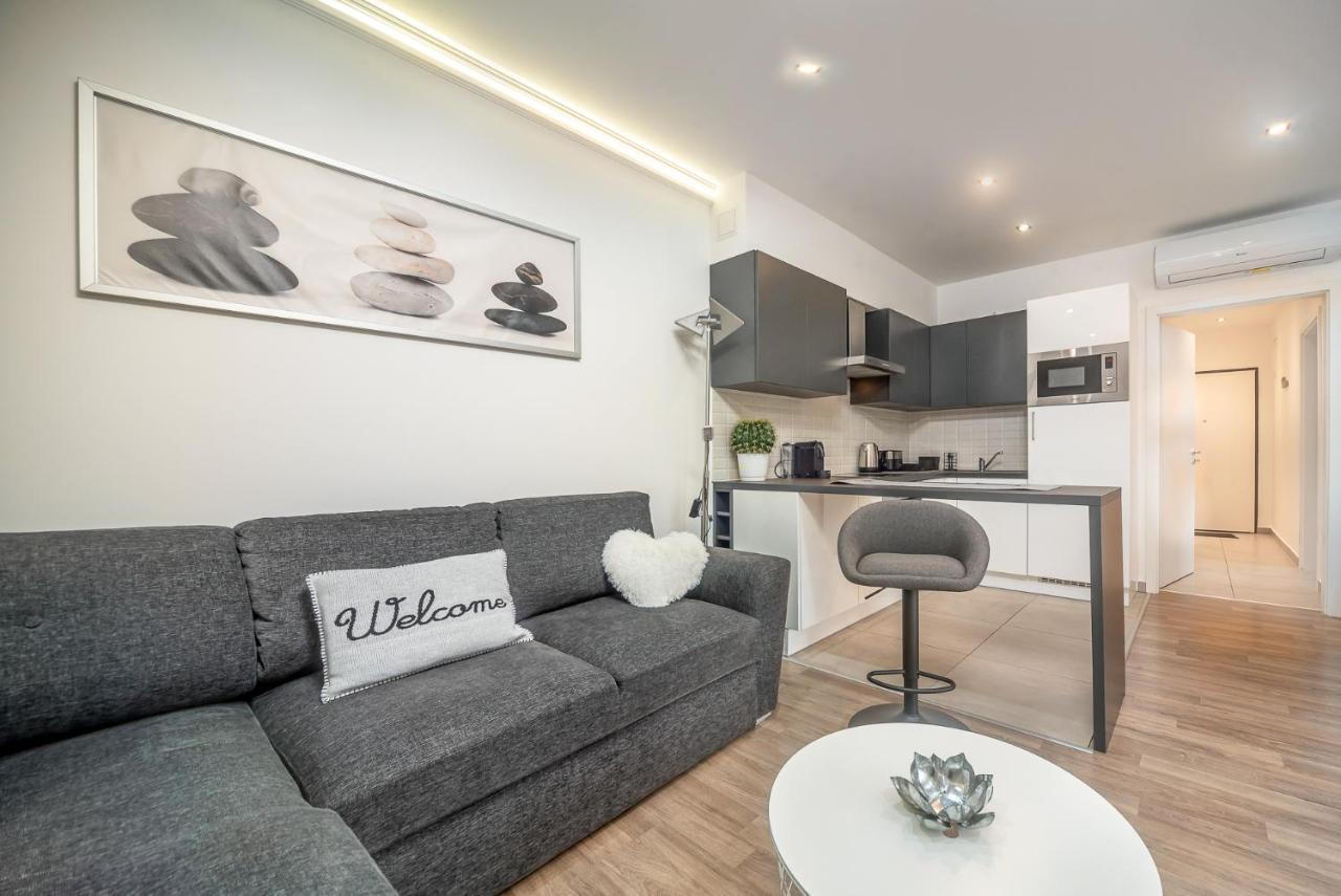 Grace Pine Apartment 3 Boedapest Buitenkant foto